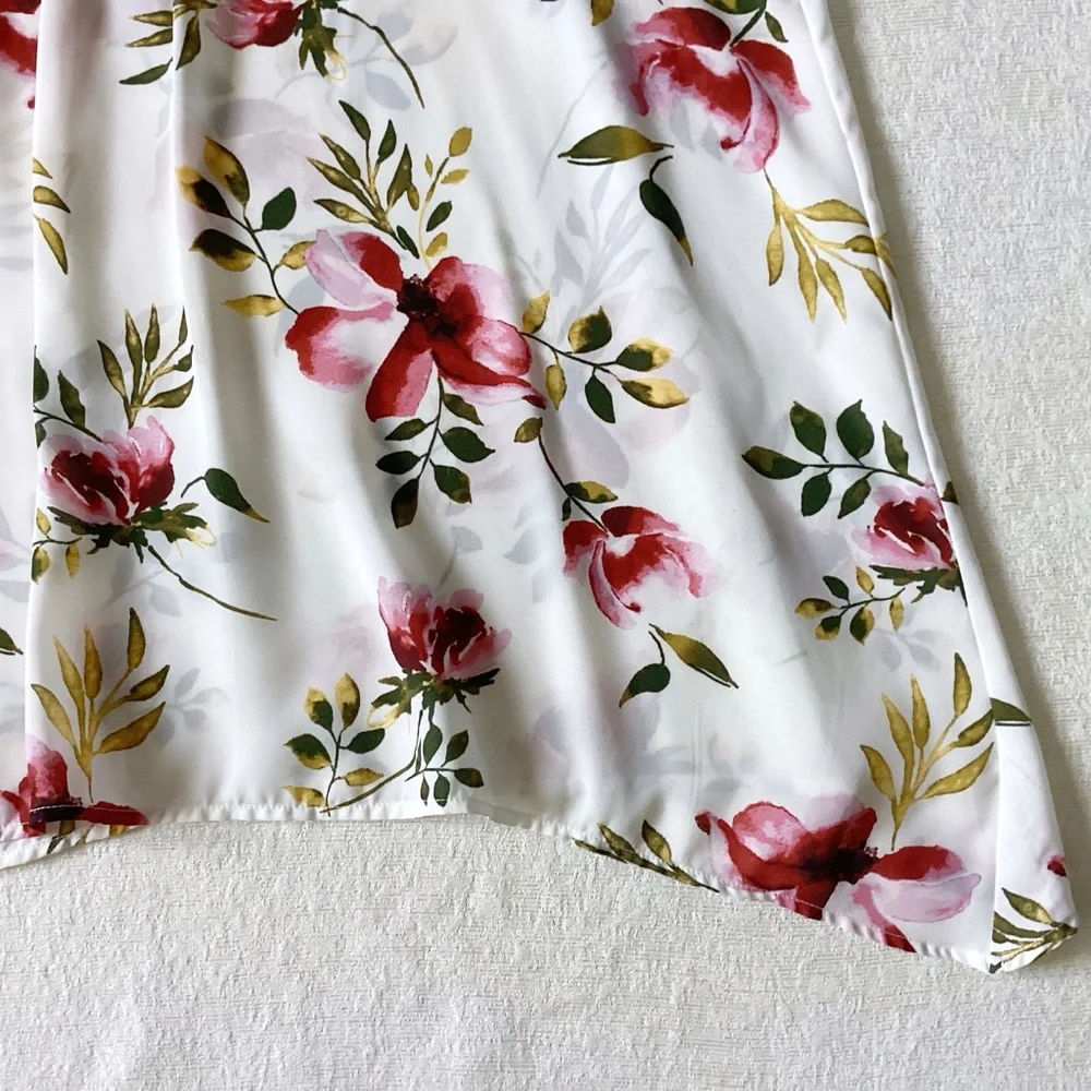 Torrid Floral Print Challis Cami Woman’s 1X Sharkbite Hem Cream & Pink Color - Picture 4 of 8